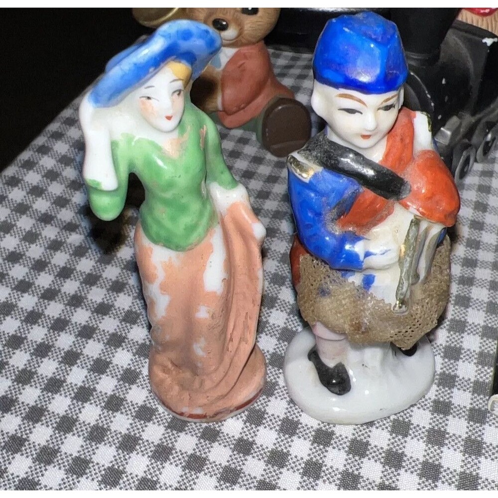 HAND PAINTED MAN AND WOMEN FIGURINES JAPAN 3.5 "